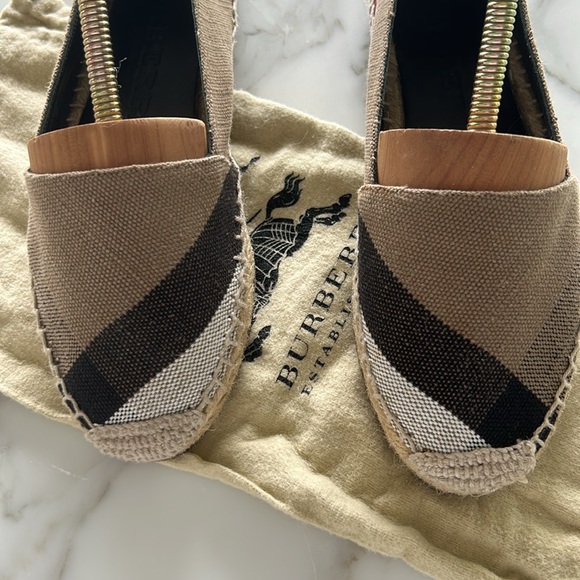 BURBERRY espadrilles - Picture 2 of 7